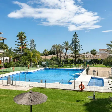 Apartment En Milla De Oro