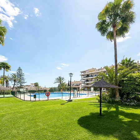 Apartment En Milla De Oro